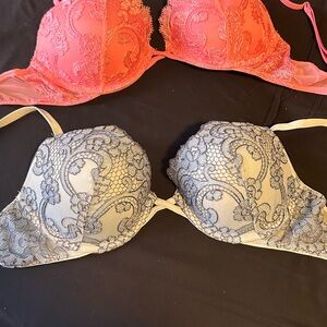 Elegant Lace Underwire Bra Set - Pink and Blue